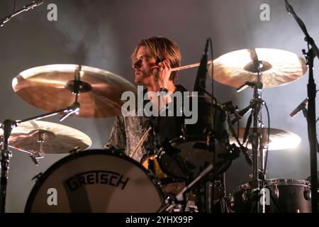 Manchester, Angleterre, 12 novembre 2024. London Grammar se produisant à l'AO Arena de Manchester lors de leur tournée The Greatest Love Arena Tour 2024. Crédit : Izzy Clayton/Alamy Live News Banque D'Images