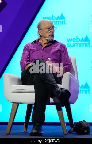 Lisbonne, Portugal. 12 novembre 2024. Richard Schiff, acteur, Star of 'The West Wing, s'adresse au public lors de la première journée du Web Summit 2024 à Lisbonne. Crédit : SOPA images Limited/Alamy Live News Banque D'Images