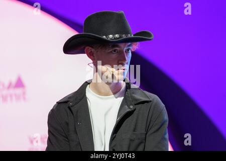 Lisbonne, Portugal. 12 novembre 2024. Jake Browne, CEO & Co-fondateur de Retrograde, s’adresse au public lors de la première journée du Web Summit 2024 à Lisbonne. Crédit : SOPA images Limited/Alamy Live News Banque D'Images