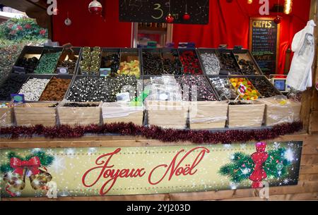 Marché de Noël français. Mercatino francese à Bologne. Italie Banque D'Images