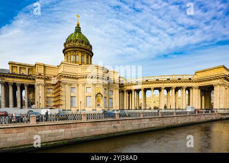 Saint-Pétersbourg, Russie - 06 Novembre 2019: Canal De Gribobedov. Temple De Kazan. Saint-Pétersbourg. Banque D'Images