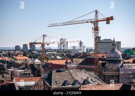 Zagreb, Croatie - 15 août 2024 : vue sur les toits dans le centre de Zagreb Banque D'Images