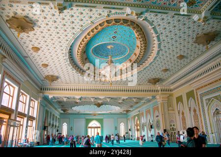 Tachkent, Ouzbékistan;septembre,16,2024;le dôme en mosaïque peinte à l'intérieur de la mosquée Imam Khast à Tachkent, Ouzbékistan, est une exposition étonnante de l'islam Banque D'Images