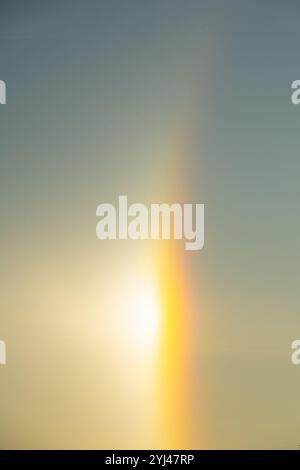 Halo solaire, un effet rare observé en hiver Banque D'Images