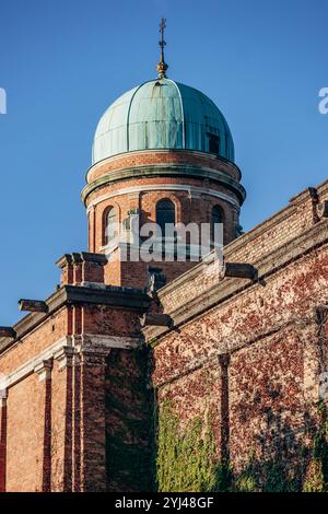 Cimetière de Mirogoj à Zagreb, l'un des plus beaux cimetières d'Europe Banque D'Images