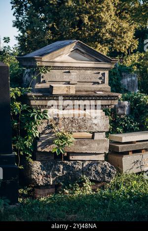 Cimetière de Mirogoj à Zagreb, l'un des plus beaux cimetières d'Europe Banque D'Images