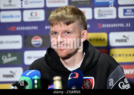 Le footballeur national tchèque Pavel Sulc s'exprime lors de la conférence de presse précédant le match de l'UEFA Nations League en Albanie à Prague, en République tchèque, le 13 novembre 2024. (CTK photo/Katerina Sulova) Banque D'Images