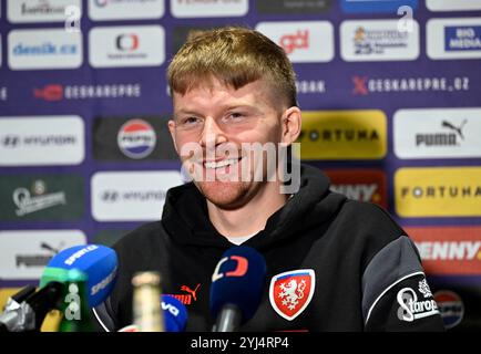 Le footballeur national tchèque Pavel Sulc s'exprime lors de la conférence de presse précédant le match de l'UEFA Nations League en Albanie à Prague, en République tchèque, le 13 novembre 2024. (CTK photo/Katerina Sulova) Banque D'Images