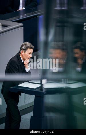 Berlin, Deutschland. 13 novembre 2024. Rolf Muetzenich, (SPD), enregistré lors d'un interrogatoire du gouvernement au Bundestag allemand à Berlin, le 13 novembre 2024. Crédit : dpa/Alamy Live News Banque D'Images