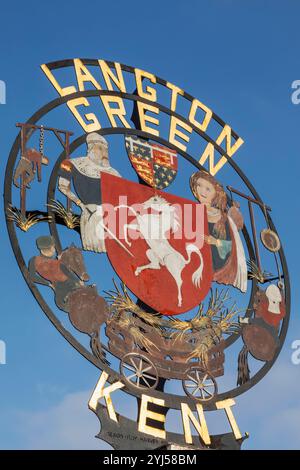 Angleterre, Kent, Tunbridge Wells, Langton Green, Village Sign Banque D'Images