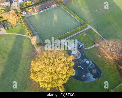 vue aérienne du club de bowls dans les terrains de jeu d'adastra à hassocks west sussex Banque D'Images