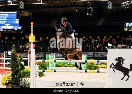 Stuttgart, Allemagne. 13 novembre 2024. Platz fuer Dreher Hans-Dieter auf Forjoy du Moulin, RV Dreilaendereck Preis der Firma Schmidt Sporthandschuhe GmbH Nat. Springpruefung kl. S Baden-Wuerttemberg GER, Stuttgart German Masters 2024, 38. internationale Reitturnier, 13.11.2024 Foto : Eibner-Pressefoto/Roger Buerke crédit : dpa/Alamy Live News Banque D'Images