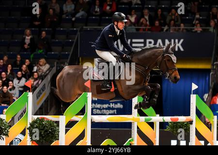 Stuttgart, Allemagne. 13 novembre 2024. Platz fuer Dreher Hans-Dieter auf Forjoy du Moulin, RV Dreilaendereck Preis der Firma Schmidt Sporthandschuhe GmbH Nat. Springpruefung kl. S Baden-Wuerttemberg GER, Stuttgart German Masters 2024, 38. internationale Reitturnier, 13.11.2024 Foto : Eibner-Pressefoto/Roger Buerke crédit : dpa/Alamy Live News Banque D'Images