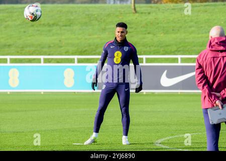 Burton upon Trent, Royaume-Uni. 13 novembre 2024. Ollie Watkins lors de la session de formation en Angleterre à George's Park, Burton upon Trent, Angleterre, Royaume-Uni le 13 novembre 2024 crédit : Every second Media/Alamy Live News Banque D'Images