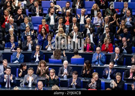 Berlin, Deutschland. 13 novembre 2024. Lors d'une session plénière à la chambre basse du Parlement Bundestag à Berlin, Allemagne, le 13 novembre 2024. (Photo par Emmanuele Contini/NurPhoto) crédit : NurPhoto SRL/Alamy Live News Banque D'Images