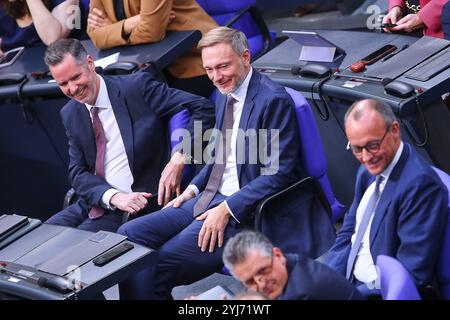 Berlin, Deutschland, 13.11.2024, Deutscher Bundestag : 199. Bundestagssitzung : de gauche à droite : Christian Dürr, Christian Lindner, Thorsten Frei, Friedrich Merz *** Berlin, Allemagne, 13 11 2024 Bundestag allemand 199 Bundestag session de droite Christian Dürr, Christian Lindner, Thorsten Frei, Friedrich Merz Copyright : xdtsxNachrichtenagenturx dts 51285 Banque D'Images