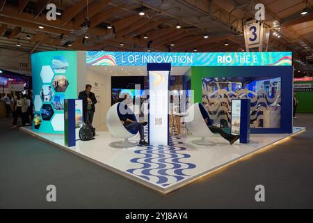 Stand Rio de Janeiro lors de la première journée du WEB SUMMIT 2024 à Lisbonne, Portugal. 11 décembre 2024. Crédit : Brazil photo Press/Alamy Live News Banque D'Images