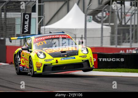 Adélaïde, Australie méridionale, Australie. 14 novembre 2024. RYDER QUINN (101 ans), pilote Equity-One Pro/Michelin Junior, au volant de la voiture Legends Porsche 992 GT3 Cup, jeudi lors de la manche 2024 VAILO Adelaide 500 du Championnat Repco Supercars sur le circuit d'Adelaide Street le 14 novembre 2024 à Adelaide, Adélaïde. (Crédit image : © James Forrester/ZUMA Press Wire) USAGE ÉDITORIAL SEULEMENT! Non destiné à UN USAGE commercial !/Alamy Live News/Alamy Live News Banque D'Images