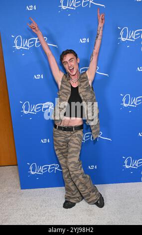 Los Angeles, États-Unis. 13 novembre 2024. GOTTMIK arrivée à la première de « Queer » à Los Angeles au Directors Guild Theatre le 13 novembre 2024 à Los Angeles, CA. © Lisa OConnor/AFF-USA.com crédit : AFF/Alamy Live News Banque D'Images