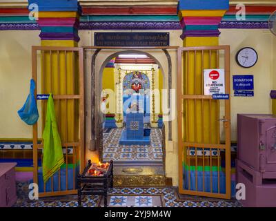 Le temple de Sri Poyyatha Vinayaga Moorthy (en malais : Kuil Sri Poyatha Moorthi) est le plus ancien temple hindou de Malaisie sur la rue Jalan Tukang EMAS, à Malacca. Banque D'Images