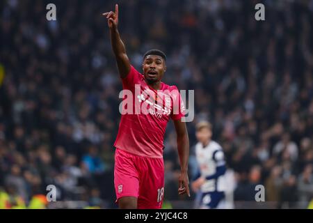 Ben Johnson of Ipswich Town - Tottenham Hotspur v Ipswich Town, premier League, Tottenham Hotspur Stadium, Londres, Royaume-Uni - 10 novembre 2024 usage éditorial exclusif - les restrictions DataCo s'appliquent Banque D'Images