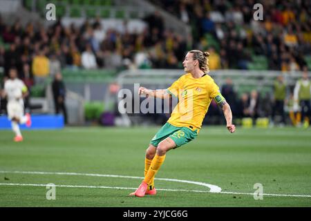 MELBOURNE, AUSTRALIE. 14 novembre 2024. Sur la photo : Jackson Irvine de l'Australie lors de la troisième manche des qualifications de la Coupe du monde AFC du Groupe C Australie vs Arabie Saoudite au stade rectangulaire de Melbourne à AAMI Park le 14 novembre 2024. Crédit : Karl Phillipson/Alamy Live News Banque D'Images