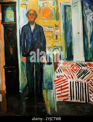 Edvard Munch (1863-1944). Peintre norvégien. Autoportrait entre l'horloge et le lit, 1940-1943. Le Musée Munch. Oslo. La Norvège. Banque D'Images