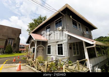 Maison traditionnelle malaisienne dans la province de Sandakan Sabah Bornéo Malaisie Banque D'Images