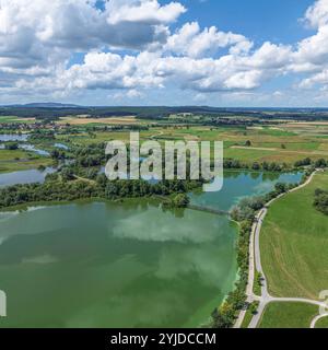 Sommerlicher Ausblick auf den Altmühlsee BEI Muhr am See in Mittelfranken Die Landschaft am Altmühlsee im Fränkischen Seenland rund um d *** Summer vi Banque D'Images