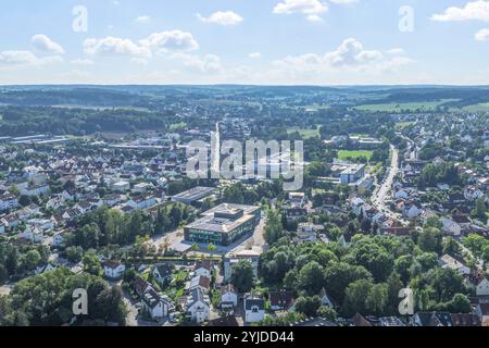 Die oberbayerische Kreisstadt Pfaffenhofen an der ILM von oben Blick auf Pfaffenhofen an der ILM im Hopfenland Hallertau in Bay *** haute-Bavière Banque D'Images