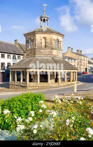 Barnard Castle Market Cross Butter Market ou Break's Folley dans le centre de la ville de Barnard Castle Angleterre GB Europe Banque D'Images