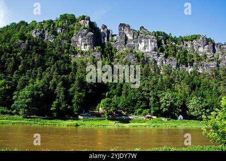 Bastei, montagnes de grès de l'Elbe, Suisse saxonne, Saxe,, Die Bastei, Elbsandsteingebirge, Saechsische Schweiz, Saxe, Banque D'Images