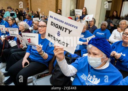 27 février 2024. Boston, Massachusetts. Adulte âgé, jour de la réception. Massachusetts Senior action Council. Des centaines de personnes ont assisté à la journée du lobby des adultes âgés au Massachusetts Banque D'Images