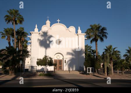 Image de l'église de l'Immaculée conception à Ajo, Arizona, USA., Aufnahme der Kirche der Unbefleckten Empfängnis in Ajo im Bundesstaat Arizona Banque D'Images