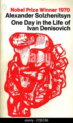 Couverture de livre un jour dans la vie d'Ivan Denisovitch par Alexandre Soljenitsyne. Musée : COLLECTION PRIVÉE. Auteur : Ernst Iosifovich Neizvestny. Copyright : cette œuvre n'est pas dans le domaine public. Il est de votre responsabilité d'obtenir toutes les autorisations de tiers nécessaires auprès du gestionnaire de droits d'auteur dans votre pays avant la publication. Banque D'Images