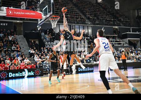 Villeurbanne, France. 14 novembre 2024. Joffrey Lauvergne de LDLC Asvel lors du match de basket-ball de Turkish Airlines EuroLeague entre LDLC ASVEL et Crvena zvezda Meridianbet le 14 novembre 2024 à Astroballe à Villeurbanne, France - photo Cyril lestage/DPPI crédit : DPPI Media/Alamy Live News Banque D'Images