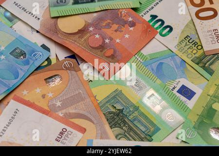 Euro monnaie. contexte de l'euro-monnaie. Billets en euros, billets en euros papier. Banque D'Images