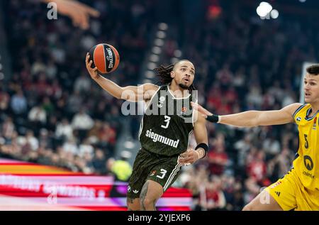 Munich, Allemagne. 14 novembre 2024. Basket-ball : Euroleague, FC Bayern Munich - Alba Berlin, main Round, Journée 10, BMW Park : Munich's Carsen Edwards. Crédit : Lukas Barth/dpa/Alamy Live News Banque D'Images