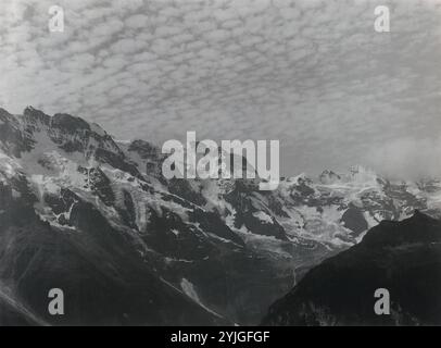 Mi-neige et glace. Alfred Stieglitz ; américain, 1864-1946. Date : 1894. Dimensions : 15,9 x 21,5 cm (image/papier/première monture) ; 27,5 x 34,9 cm (deuxième monture). Imprimé argenté gélatine. Origine : États-Unis. Musée : Chicago Art Institute, FLORENCIA, États-Unis. Banque D'Images