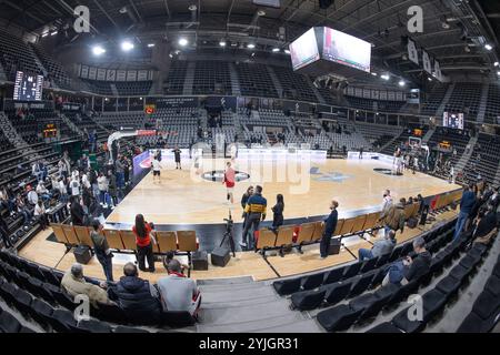 Villeurbanne, France. 14 novembre 2024. Astroballe vue générale lors du match de basket-ball de Turkish Airlines EuroLeague entre LDLC ASVEL et Crvena zvezda Meridianbet le 14 novembre 2024 à Astroballe à Villeurbanne, France - photo Cyril lestage/DPPI crédit : DPPI Media/Alamy Live News Banque D'Images