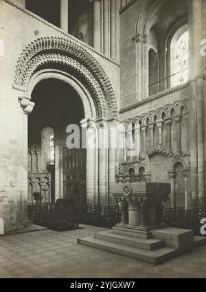 Cathédrale d'Ely : chapelle de Catherine, transept Sud-Ouest. Frederick H. Evans ; anglais, 1853-1943. Date : 1891. Dimensions : 8,2 × 8,2 cm. Glissière lanterne. Origine : Angleterre. Musée : Chicago Art Institute, FLORENCIA, États-Unis. AUTEUR : FREDERICK H. EVANS. Banque D'Images