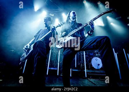 Aarhus, Danemark. 14 novembre 2024. Le groupe de rock américain Black satellite donne un concert au Voxhall à Aarhus. Banque D'Images