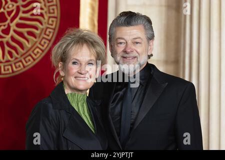 Londres, Royaume-Uni. 13 novembre 2024. Lorraine Ashbourne et Andy Serkis assistent à la première mondiale Gladiator II Red Carpet Arrivals à Leicester Square, le 13 novembre 2024 à Londres, Angleterre, Royaume-Uni. Crédit : S.A. / Alamy Live News Banque D'Images