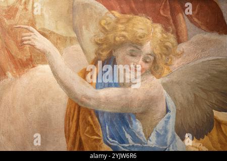 PAVIE, ITALIE - 8 SEPTEMBRE 2024 : le détail de la fresque d'ange dans l'église Basilica di San Michaele Maggiore par artiste inconnu. Banque D'Images