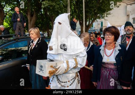 La procession des frères morts dans le district de Sanità. Naples Banque D'Images
