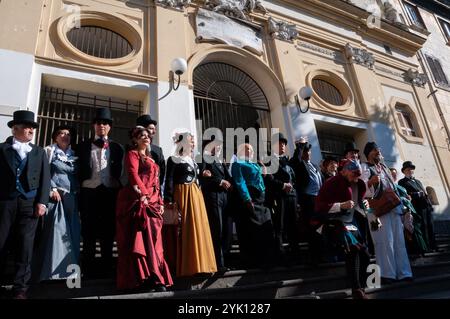 La procession des frères morts dans le district de Sanità. Naples Banque D'Images