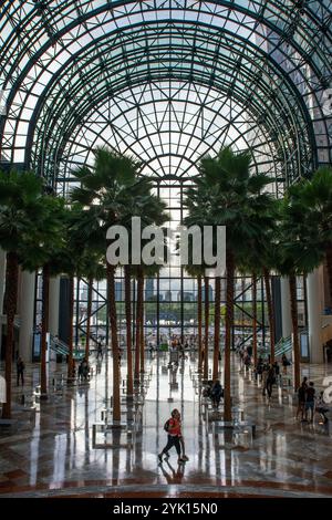 Le Winter Garden Atrium, avec le reste du Brookfield place (anciennement World Financial Center), a été conçu par l'architecte César Pelli en 1985 Banque D'Images