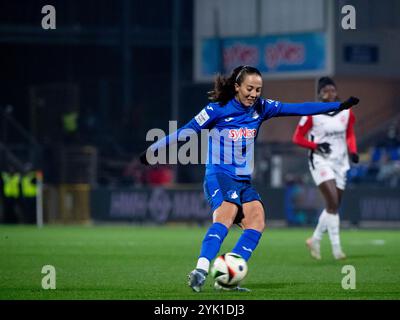 Marta Cazalla Garcia (TSG Hoffenheim, #15) Am Ball, GER, TSG 1899 Hoffenheim vs Eintracht Frankfurt, Google Pixel Fussball Frauen Bundesliga, 10. Spieltag, saison 2024/2025, 16.11.2024 la réglementation DFB interdit toute utilisation de photographies comme séquences d'images et/ou quasi-vidéo Foto : Eibner-Pressefoto/Michael Memmler Banque D'Images