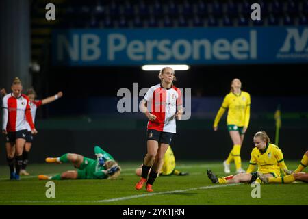 SITTARD, PAYS-BAS - 16 NOVEMBRE : Jarne Teulings de Feyenoord célèbre son but lors du match Azerion Vrouwen Eredivisie entre Fortuna Sittard et Feyenoord au stade Fortuna Sittard le 16 novembre 2024 à Sittard, pays-Bas (photo de Orange Pictures/Orange Pictures) crédit : Orange pics BV/Alamy Live News Banque D'Images