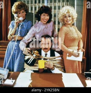 9 À 5 1980 20th Century Fox film avec de gauche à droite : Dolly Parton, Lily Tomlin, Dabney Coleman, Jane Fonda Banque D'Images